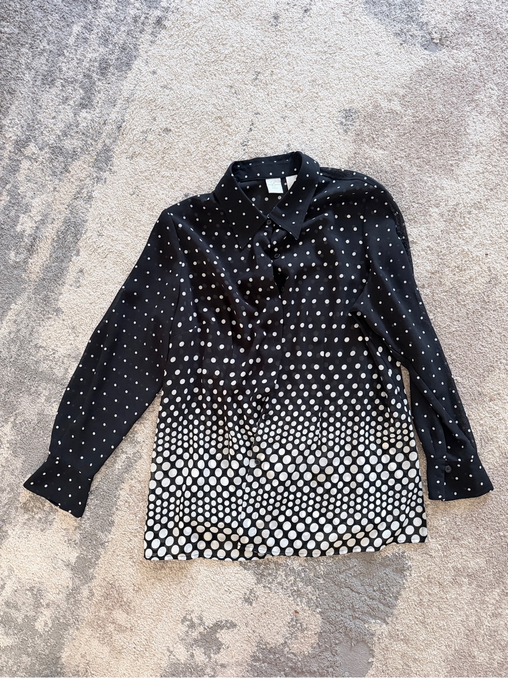 Emma James Black & White Gradient Polka Dot Button-Down Shirt
